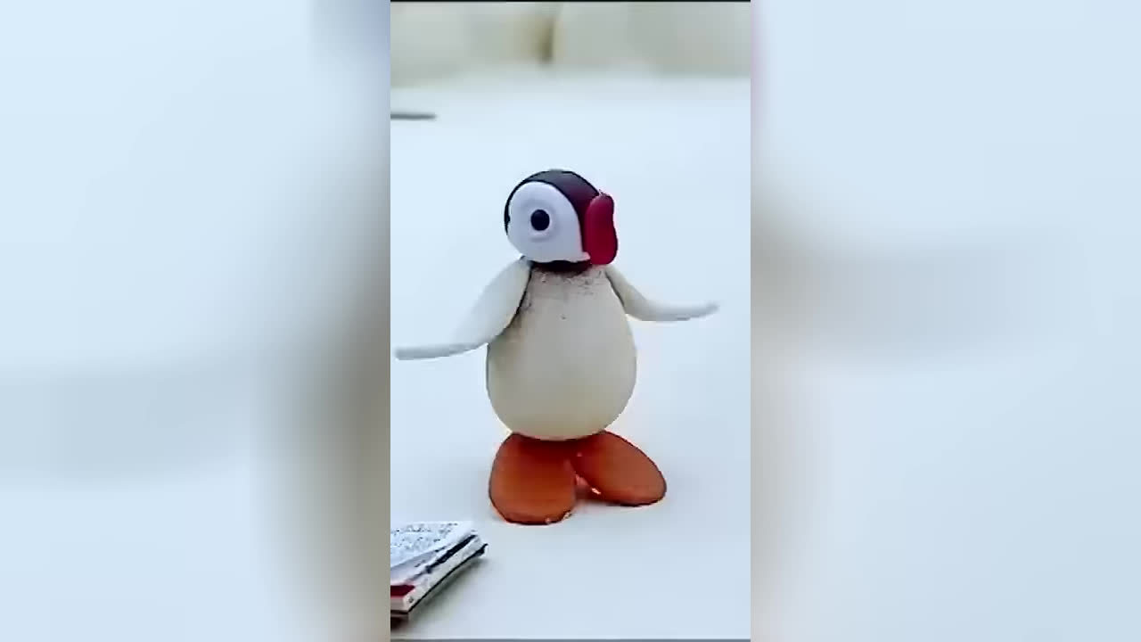 این داره میوفته! 🐧 #پینگو