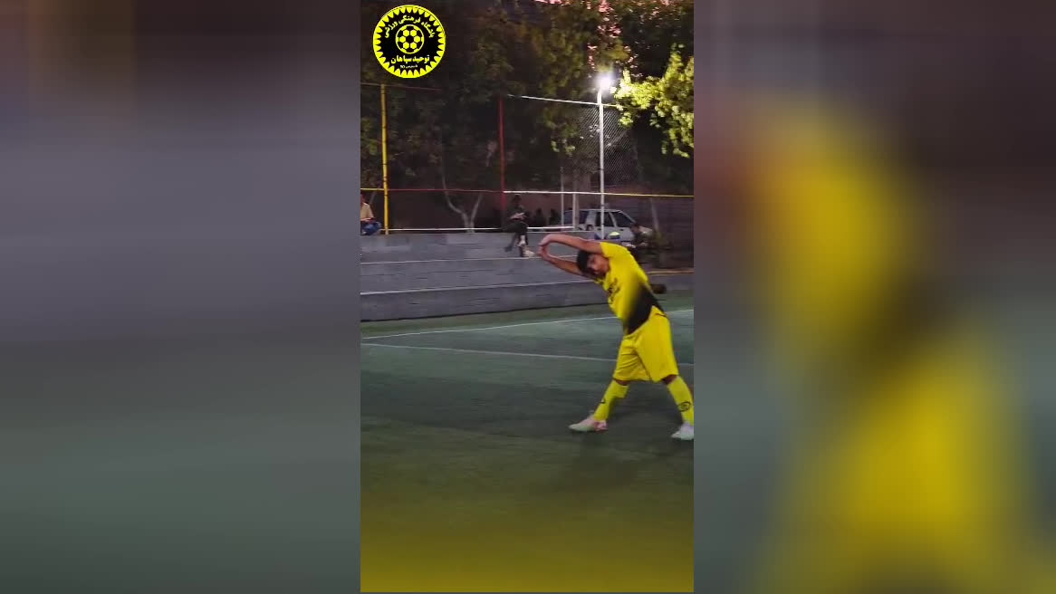 پوستر آکادمی فوتبال اصفهان