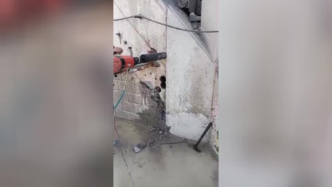 پوستر کرگیری وکاشت میلگرد در اصفهان